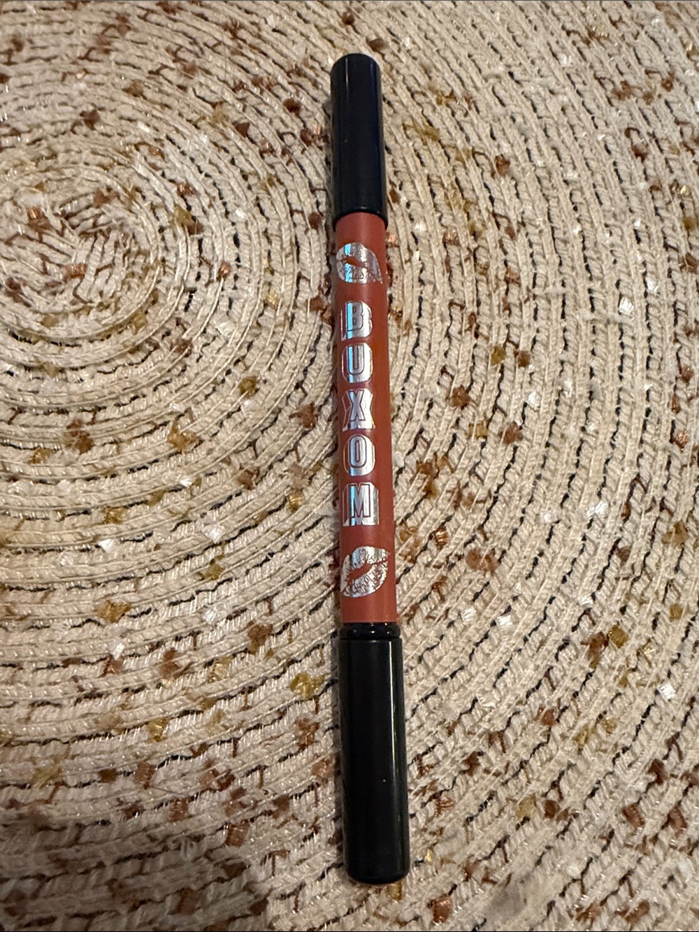 Buxom plumpline lip liner incognito